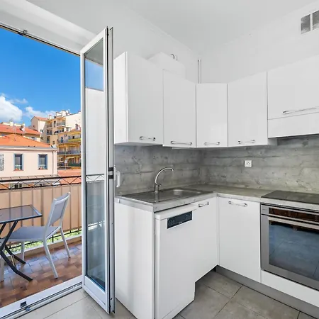 Le Botta, Spacieux Famillial, Centre De Menton, Jardins Bioves, A 5 Minutes De La Apartment Menton